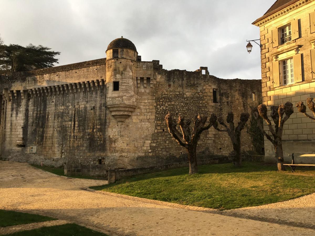 Au Pied Du Chateau Bourdeilles Eksteriør bilde