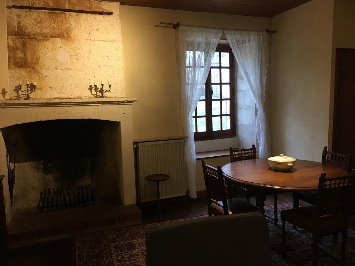 Au Pied Du Chateau Bourdeilles Eksteriør bilde